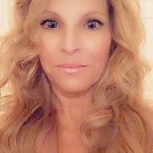 Meet your Posher, Holly